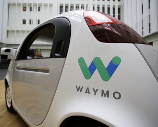 グーグルが攻勢を強める自動車業界、大手は企業連合で対抗