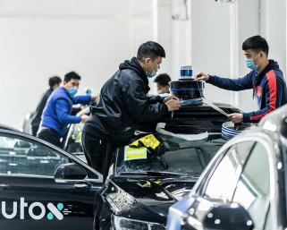 自動運転技術で最先端を走る「AutoX」、創業者「プロフェッサーX」が語るロボタクシーの実用化（一）