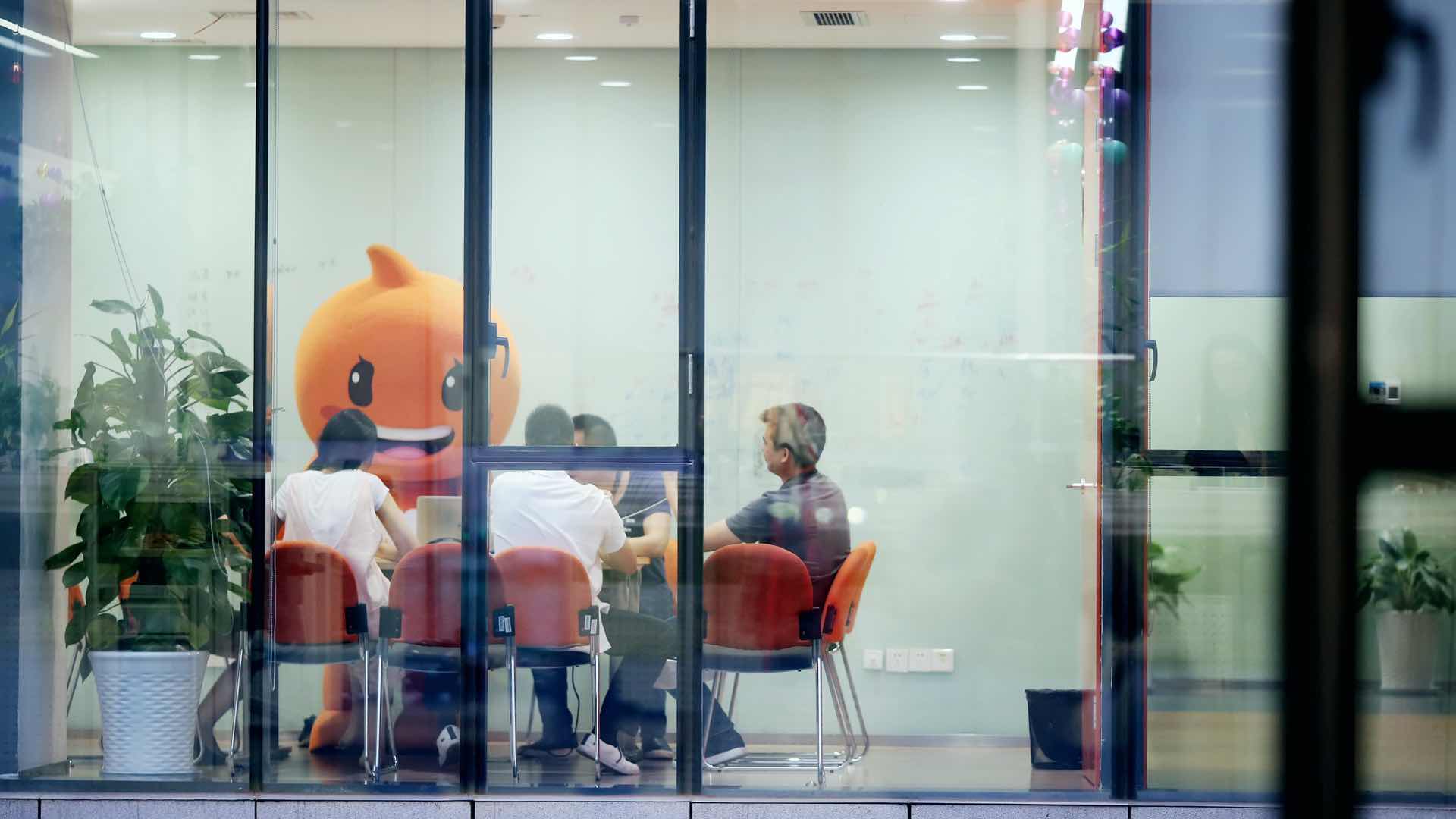 アリババ、ビリビリ動画の人気投稿者を引き込みコンテンツ強化へ　新機能の内部テストが進行中