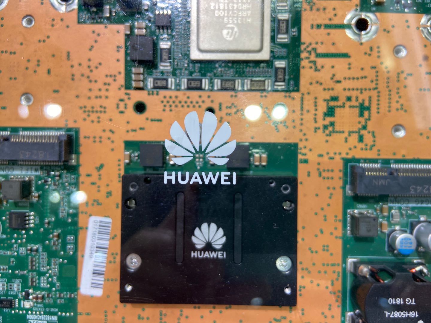 米国依存脱却へ政府も後押し　加熱する中国半導体業界、2020年投資額が2兆円超（一）