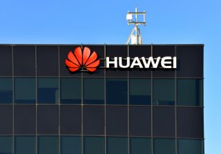 ファーウェイクラウド、自動車向け・医療向けの大規模言語モデルを発表