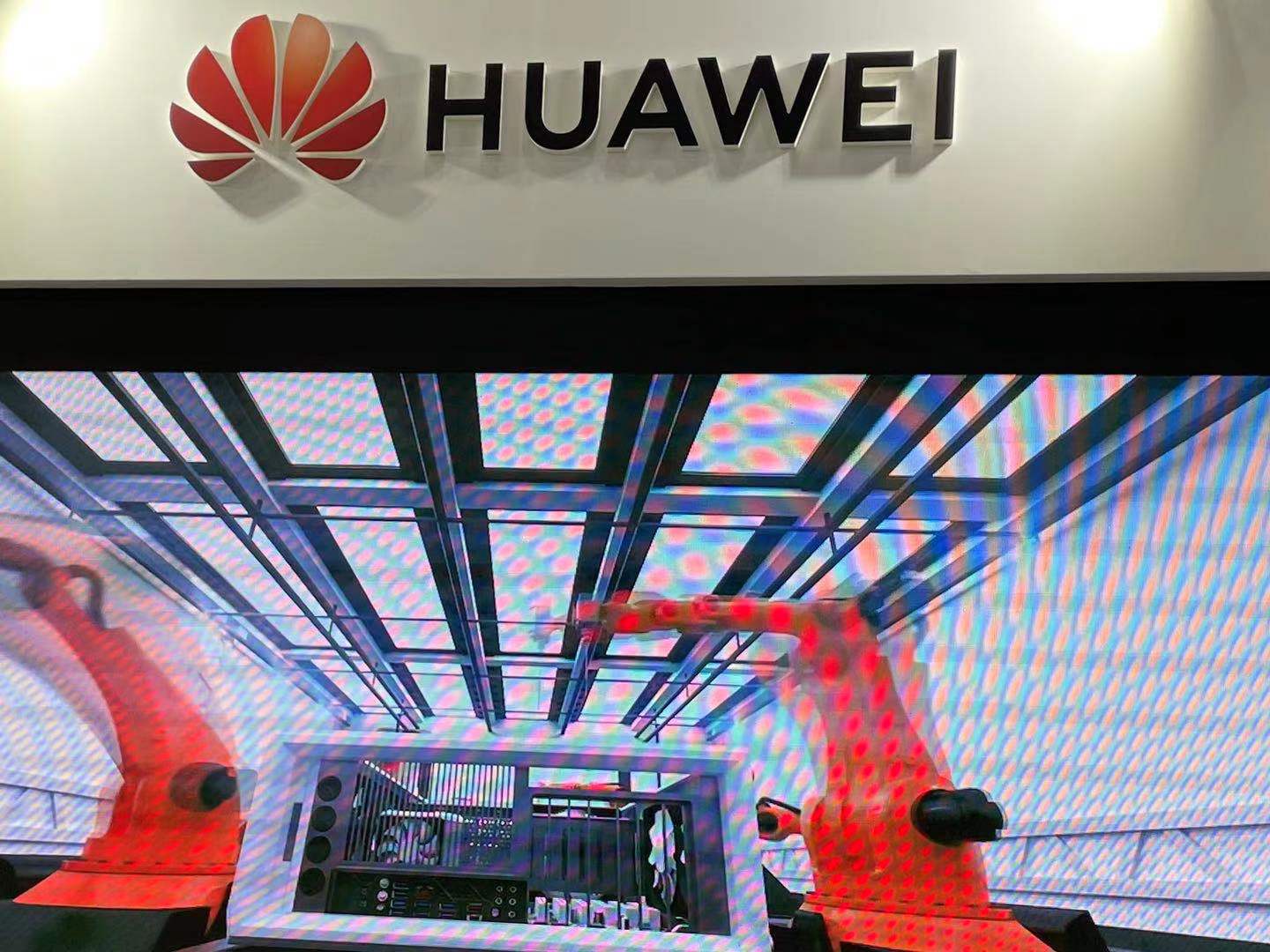 ファーウェイ、もっとも辛い2020年を生き延びた、次の一手は（上）