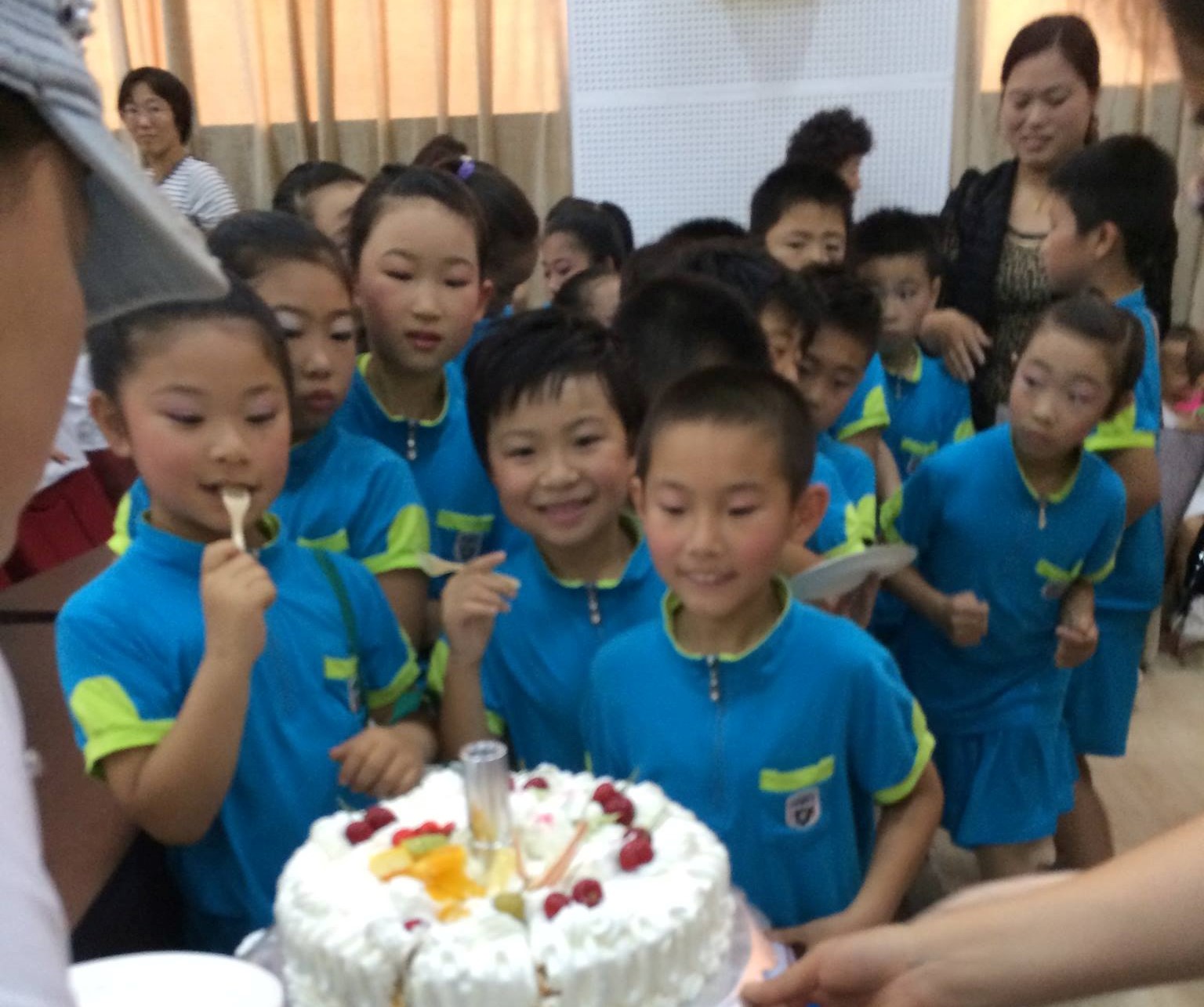 「一人っ子で十分」「政府は虫が良すぎる」。「3人目容認」にしらける中国人