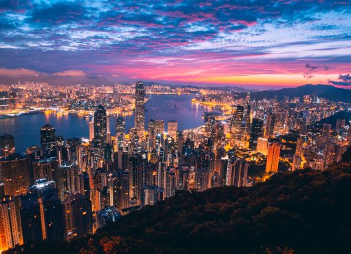 香港、資産運用市場が13％成長　富裕層増加と国際資金流入が追い風