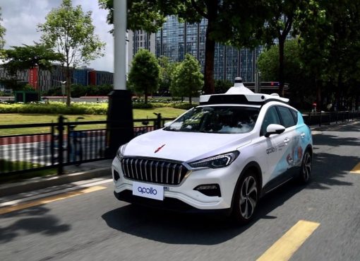 百度傘下のApollo Go、北京市から完全無人ロボタクシーの試験運用許可を取得