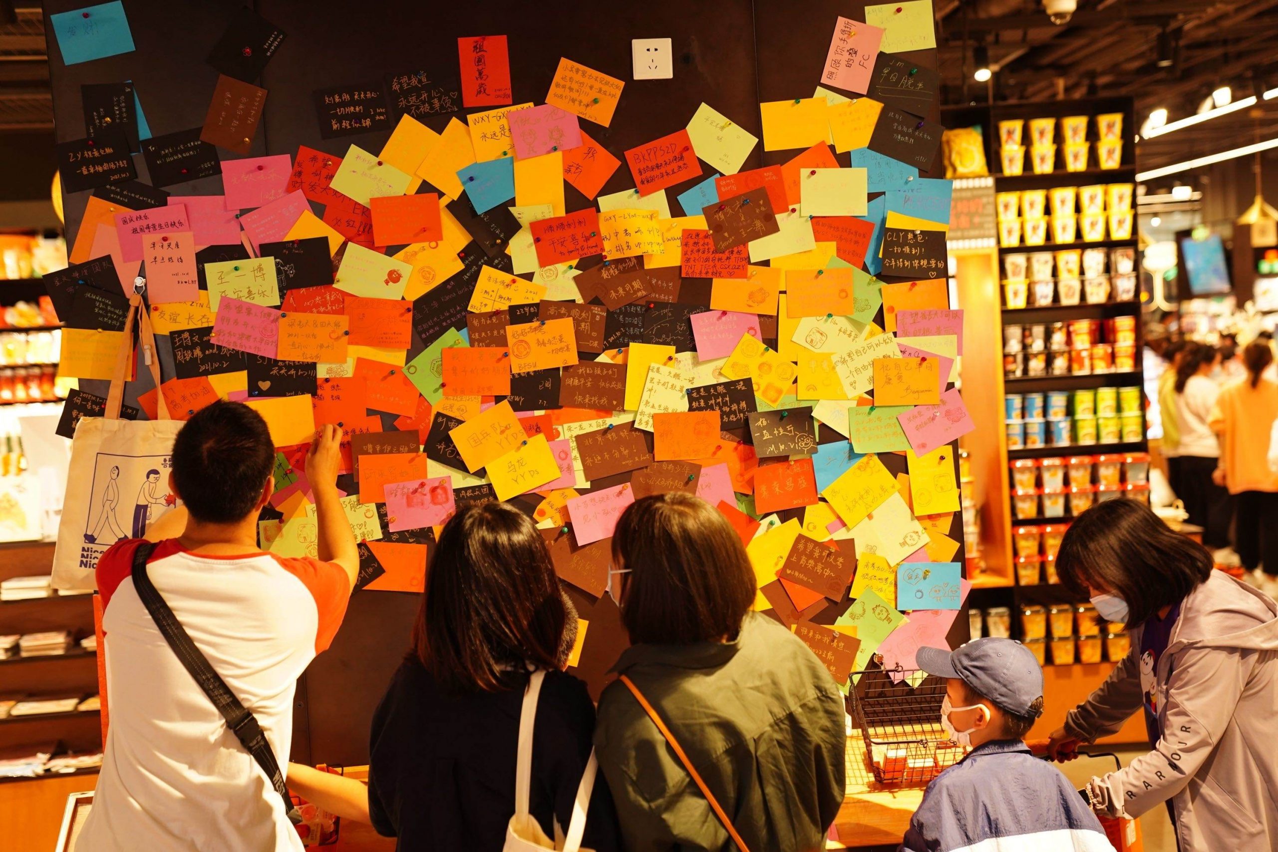 Z世代向けセレクトショップ「番茄口袋」、体験やコンテンツで集客