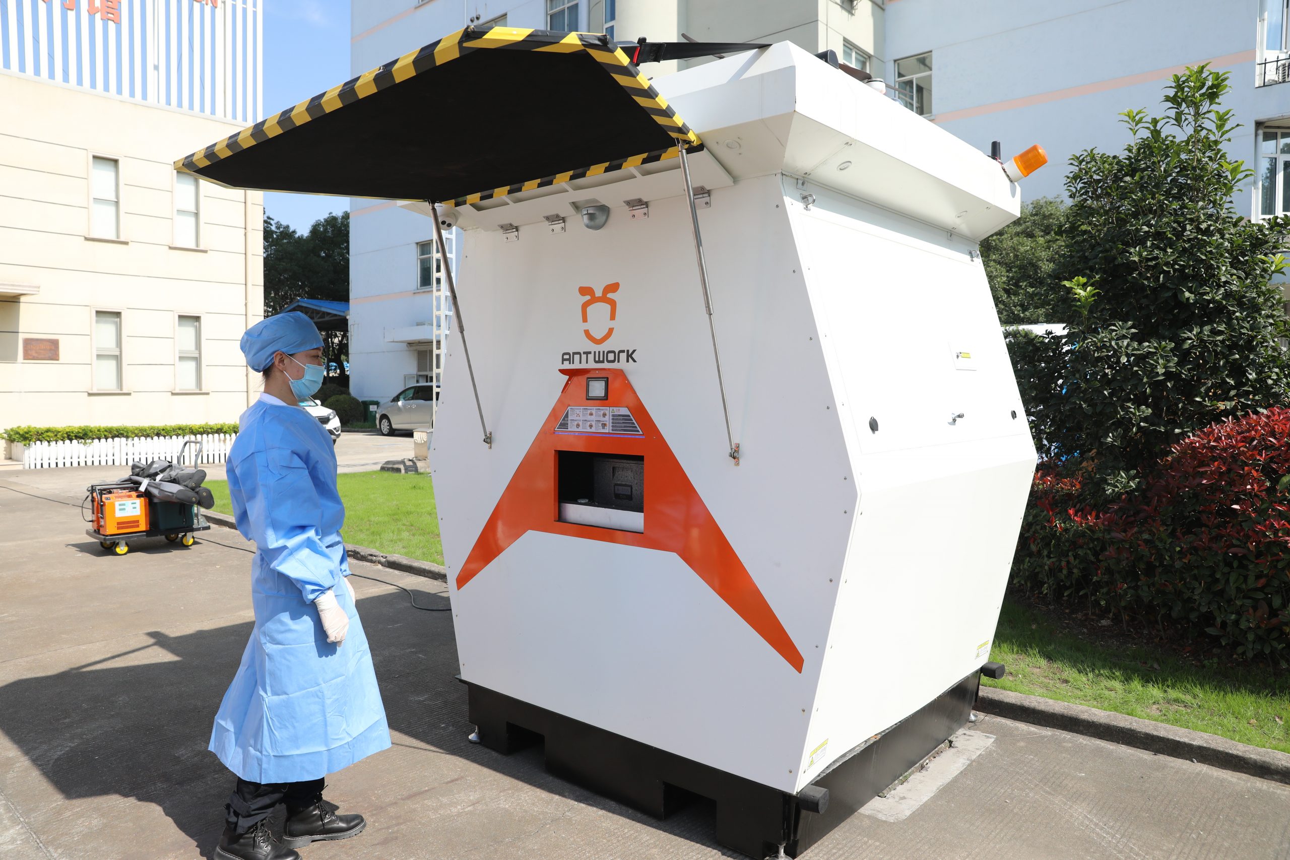 ドローン物流、医療分野で活躍　血液製剤や臓器の運送可能に