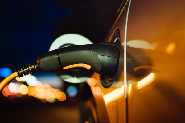 米国の新エネ車販売、1～8月は68%増　中国電池メーカー占有率拡大へ