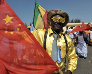 激動のアフリカ、中国製品を爆買い