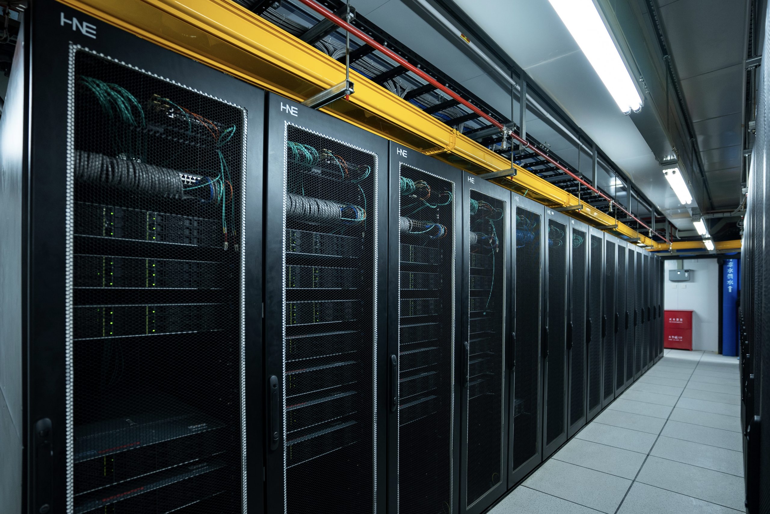 需要高まるデータセンターの省エネ対策　間接蒸発冷却技術で支える中国ベンチャーの取り組み