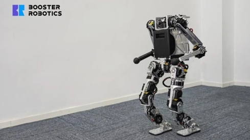 「人間の動きを超える」2足歩行ロボット、中国ベンチャーが近く量産へ