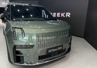 中国・吉利汽車、米上場EV「Zeekr」を完全子会社化へ 市場競争の激化で再編加速