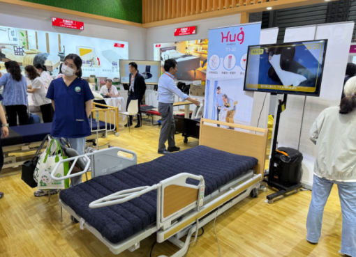 上海国際福祉機器展開催、日本企業が旺盛な「シルバー経済」市場に注目