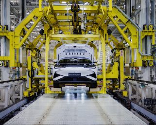 「タイヤと窓以外は全部内製」、1000kWの超充電⋯BYD常州工場が見せたEV覇者の裏側