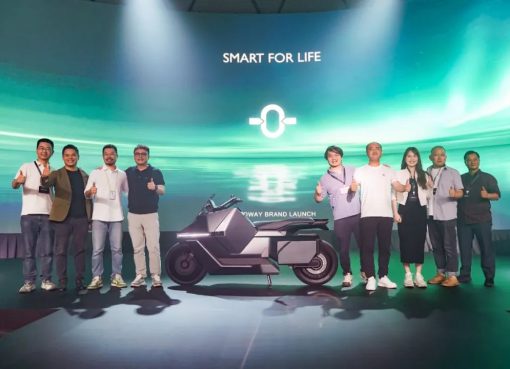 運転支援付き電動バイク「OMOWAY」、インドネシアから始動　元小鵬汽車幹部が創業