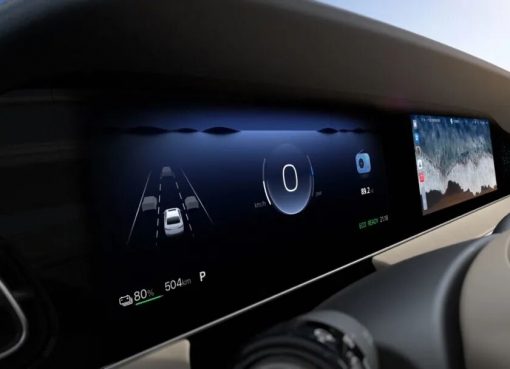アリババ、車載システム会社「斑馬」をスピンオフ　香港上場へ