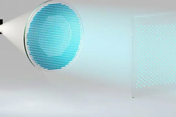 世界初のメタレンズ量産ライン始動。中国「MetalenX」、シャオミなどから資金調達