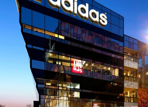 製品の95%「メイド・イン・チャイナ」に アディダス、上海をグローバル拠点へ