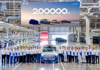 東風汽車傘下の高級EV「嵐図(VOYAH)」、香港に上場申請 業界最速で四半期黒字達成の実力