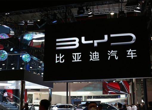 中国EV市場で「首位BYDに陰り」、10月販売が44万台に減速