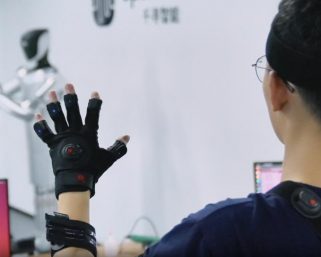 ヒューマノイド量産の鍵は「データ」、モーションキャプチャー世界首位・中国Noitomの次の一手