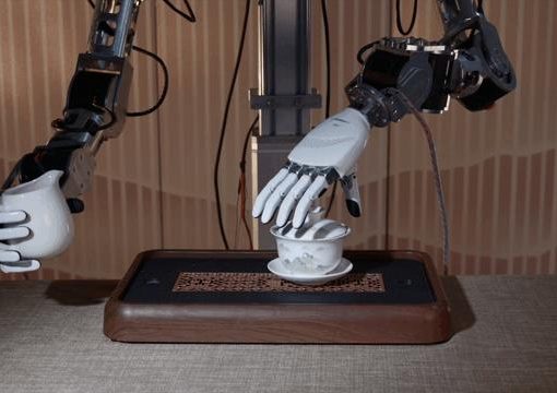 世界初の“月産1000台”で存在感　ロボットハンド「Linkerbot」、シリーズAで数十億円を追加調達