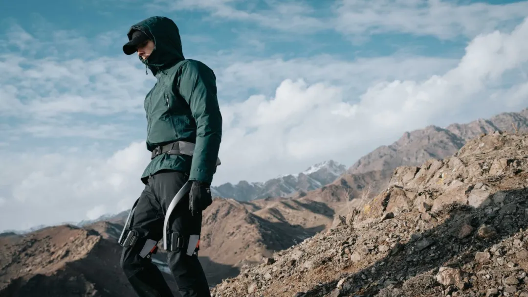 外骨格スーツ「ハイパーシェル」、110億円調達　AIと低価格で挑む“日常使い”の壁