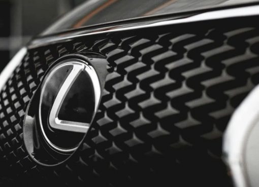 中国の輸入車市場が急減　ピークの3分の1に　“国産優位”鮮明に