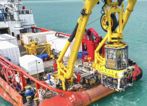 中国発、深海6000mを制する「水中ロボット」　海底建設の人手不足を解消へ