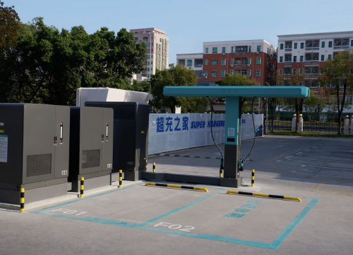 BYD、9分フル充電へ　中国で2万カ所の急速充電網を整備