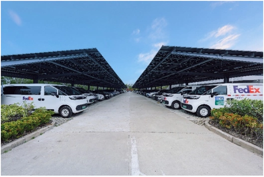 米フェデックス、上海浦東国際空港で太陽光発電を開始　物流業界の「グリーン化」をけん引