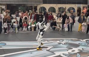 関節1つの交換で70万円！中国で人型ロボット普及の陰に「修理難民」問題