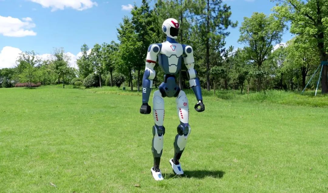 人型ロボット世界一の実力——中国Unitree、IPOで1000億円調達へ【再掲】