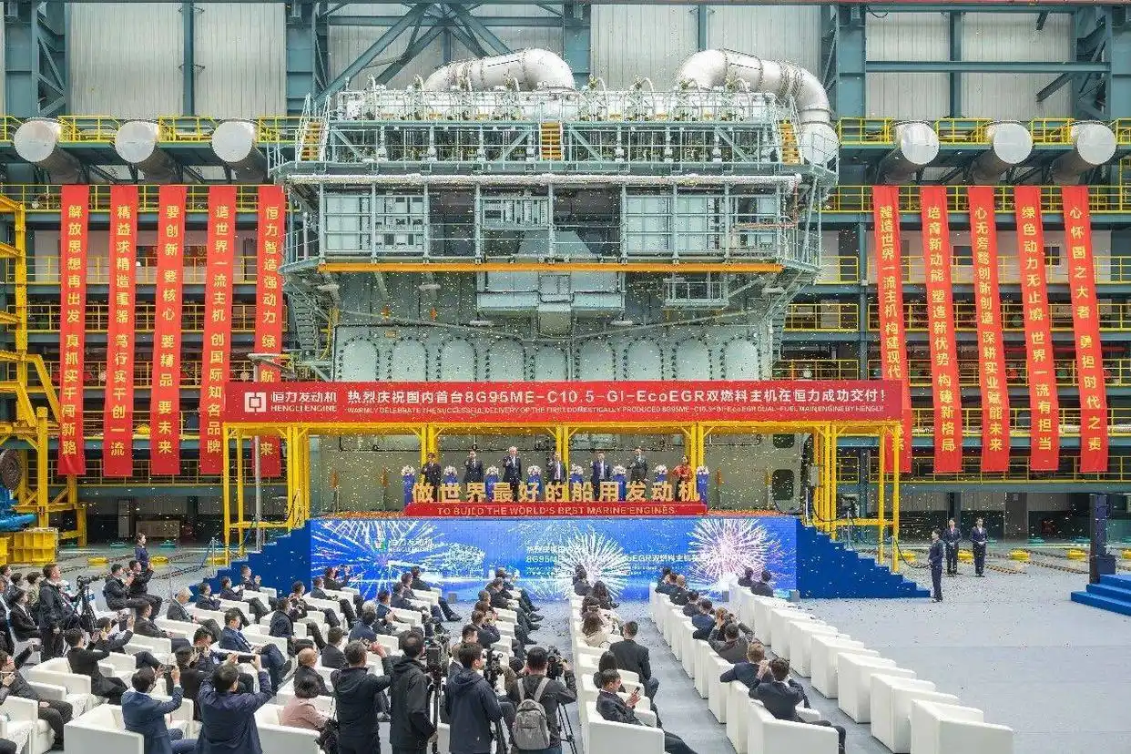 船舶エンジンの「脱炭素」を加速。中国が世界基準のLNG二元燃料エンジンを開発・引き渡し