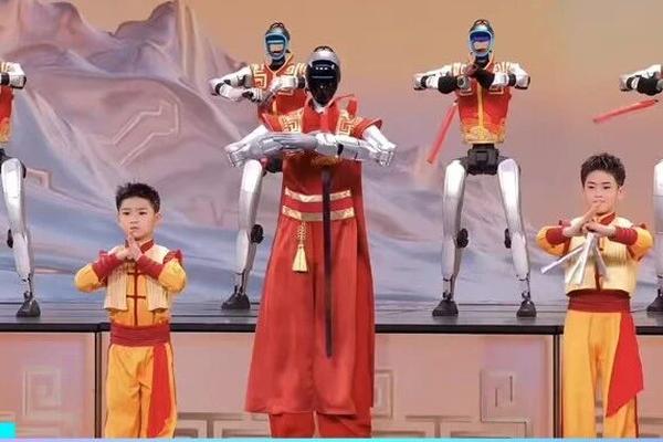 粗利率60％超の衝撃ーー中国「Unitree」、なぜ人型ロボットで稼げるのか